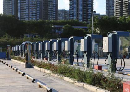 共享經(jīng)濟(jì)下的共享充電樁有成為下一個(gè)創(chuàng)業(yè)風(fēng)口的潛質(zhì)