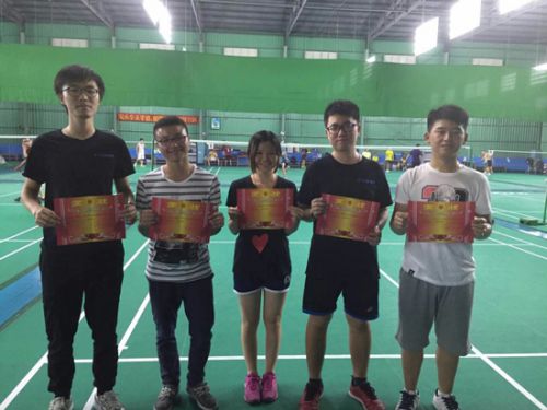 亦強(qiáng)軟件第二屆職工羽毛球比賽活動(dòng)完美謝幕圖片