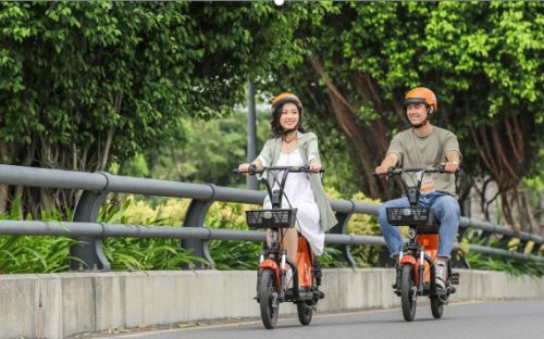 今天你騎共享電動(dòng)車帶頭盔了嗎圖片